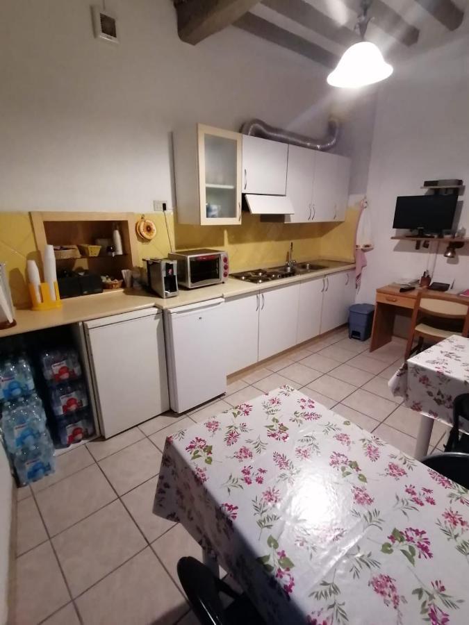 Camere La Torre Volterra Buitenkant foto
